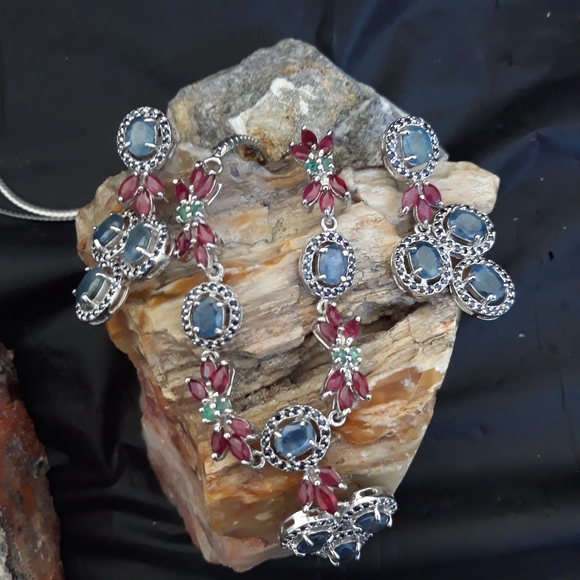 Blue Sapphire, Green Emerald, Red Ruby Set - Picture 3 of 14